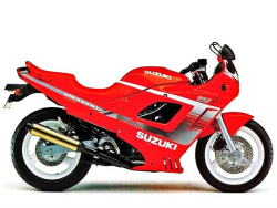 GSX 600 F